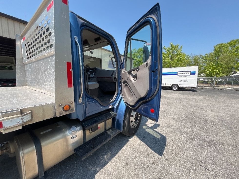 Flatbed Truck-Light and Medium Duty Trucks-Freightliner-2020-M2-Forest Park-GA-309,922\n\t\tmiles-$ 25,250 - Image 19