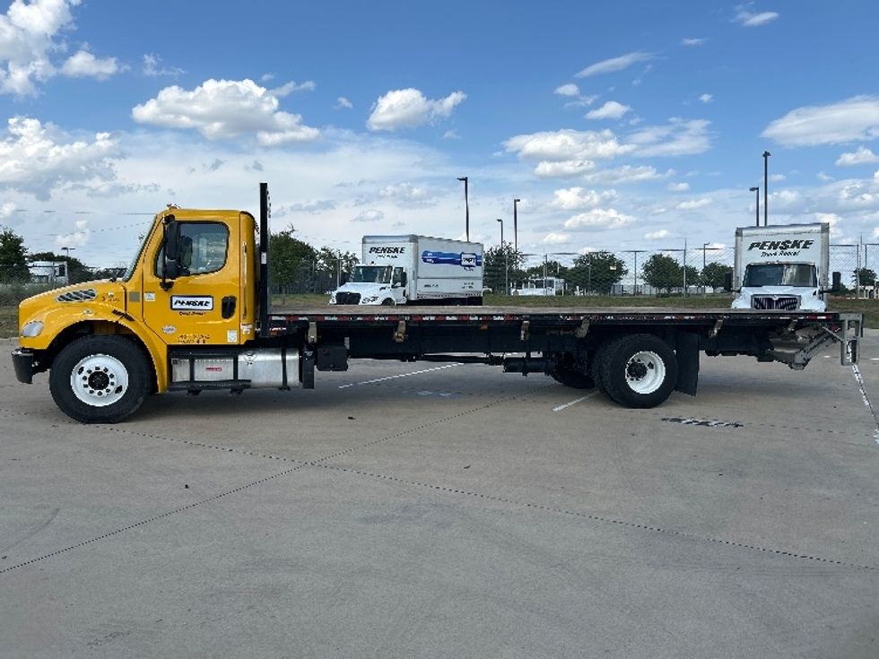 Flatbed Truck-Light and Medium Duty Trucks-Freightliner-2020-M2-Fort Worth-TX-129,114\n\t\tmiles-$ 55,250 - Image 4