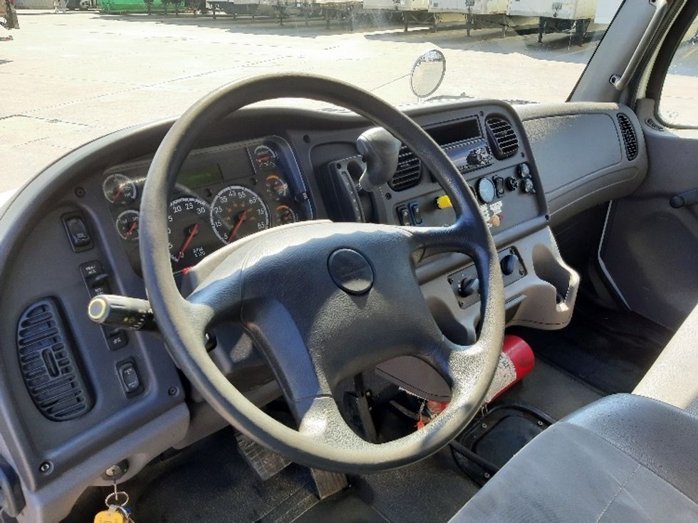 Flatbed Truck-Light and Medium Duty Trucks-Freightliner-2020-M2-Fort Worth-TX-147,749\n\t\tmiles-$ 56,750 - Image 17