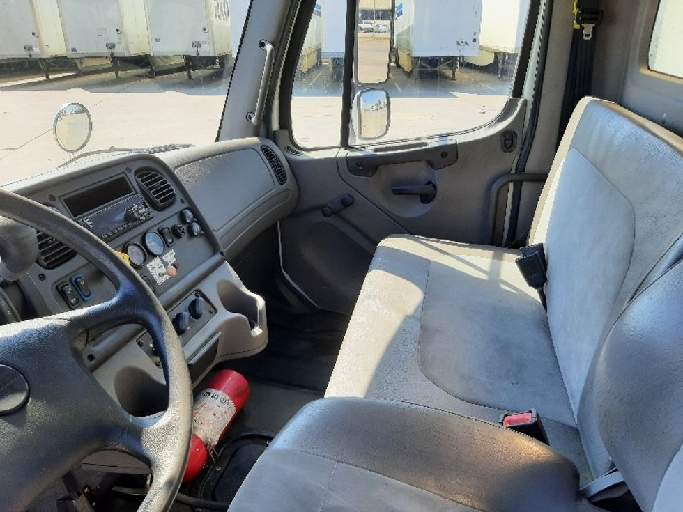 Flatbed Truck-Light and Medium Duty Trucks-Freightliner-2020-M2-Fort Worth-TX-147,749\n\t\tmiles-$ 56,750 - Image 19