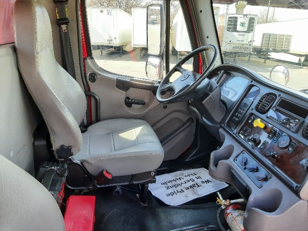 Flatbed Truck-Light and Medium Duty Trucks-Freightliner-2020-M2-Fort Worth-TX-275,662\n\t\tmiles-$ 49,250 - Image 22