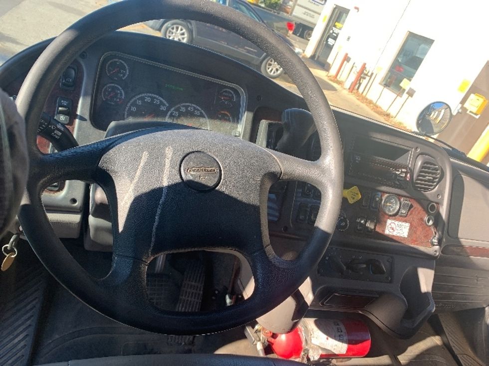 Flatbed Truck-Light and Medium Duty Trucks-Freightliner-2020-M2-Franklin-MA-247,733\n\t\tmiles-$ 34,750 - Image 14