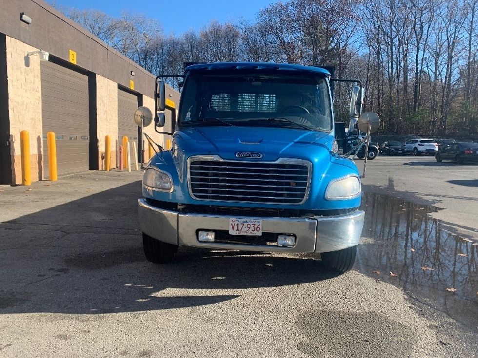 Flatbed Truck-Light and Medium Duty Trucks-Freightliner-2020-M2-Franklin-MA-247,733\n\t\tmiles-$ 34,750 - Image 2