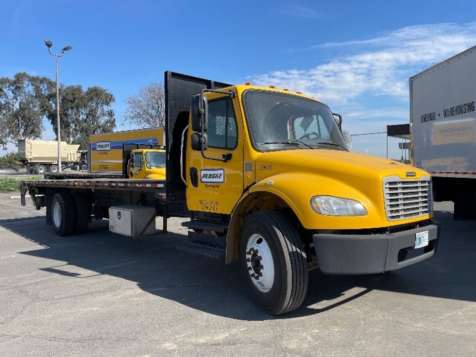 Flatbed Truck-Light and Medium Duty Trucks-Freightliner-2020-M2-Fresno-CA-100,254\n\t\tmiles-$ 69,000 - Image 1