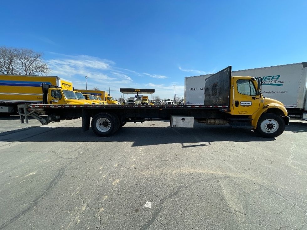 Flatbed Truck-Light and Medium Duty Trucks-Freightliner-2020-M2-Fresno-CA-100,254\n\t\tmiles-$ 69,000 - Image 12