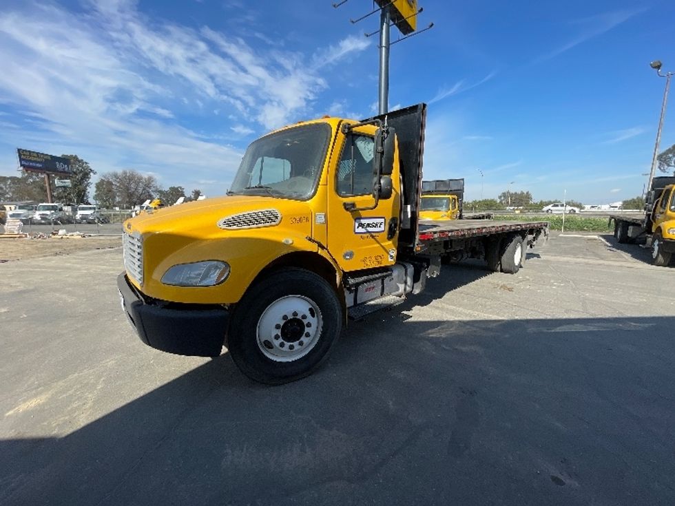 Flatbed Truck-Light and Medium Duty Trucks-Freightliner-2020-M2-Fresno-CA-100,254\n\t\tmiles-$ 69,000 - Image 3