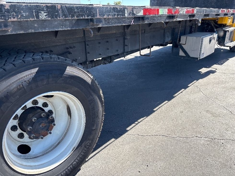 Flatbed Truck-Light and Medium Duty Trucks-Freightliner-2020-M2-Fresno-CA-101,993\n\t\tmiles-$ 55,250 - Image 11