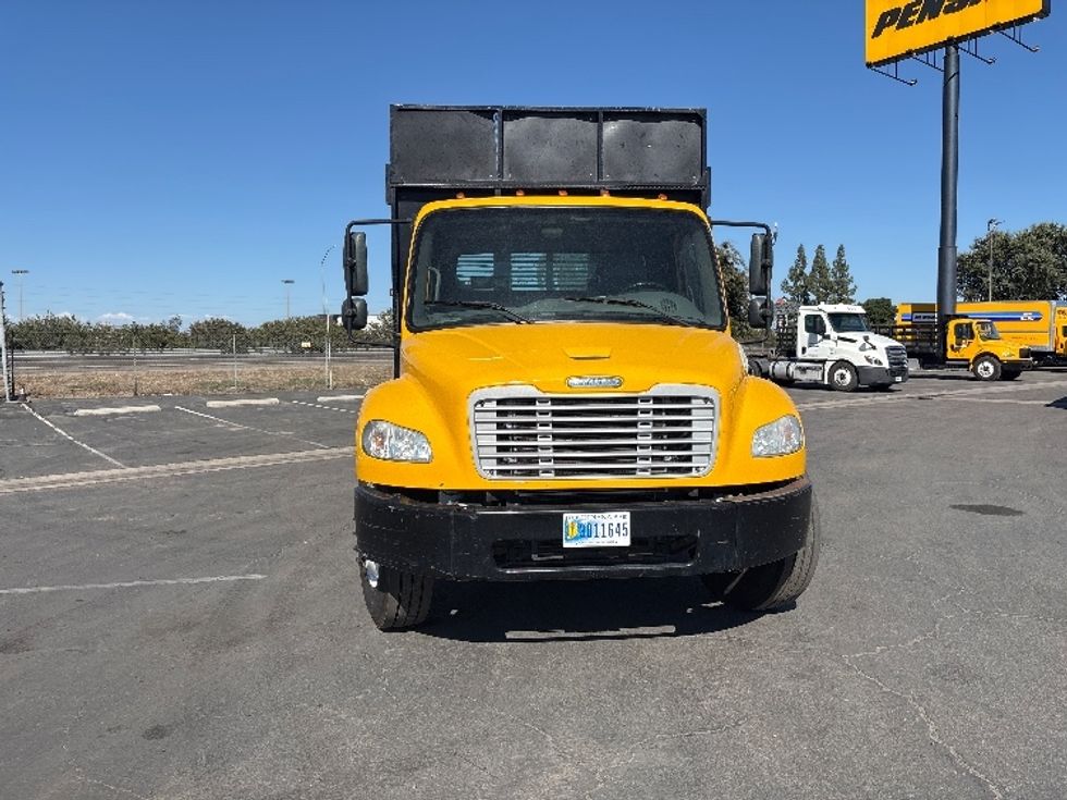 Flatbed Truck-Light and Medium Duty Trucks-Freightliner-2020-M2-Fresno-CA-101,993\n\t\tmiles-$ 55,250 - Image 2