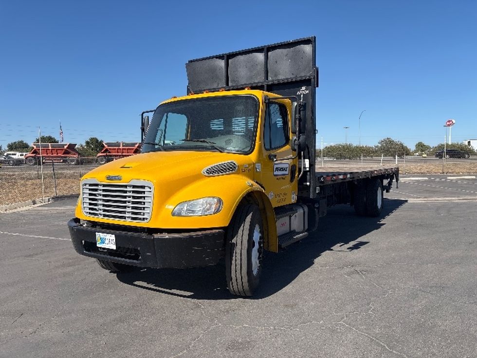 Flatbed Truck-Light and Medium Duty Trucks-Freightliner-2020-M2-Fresno-CA-101,993\n\t\tmiles-$ 55,250 - Image 3