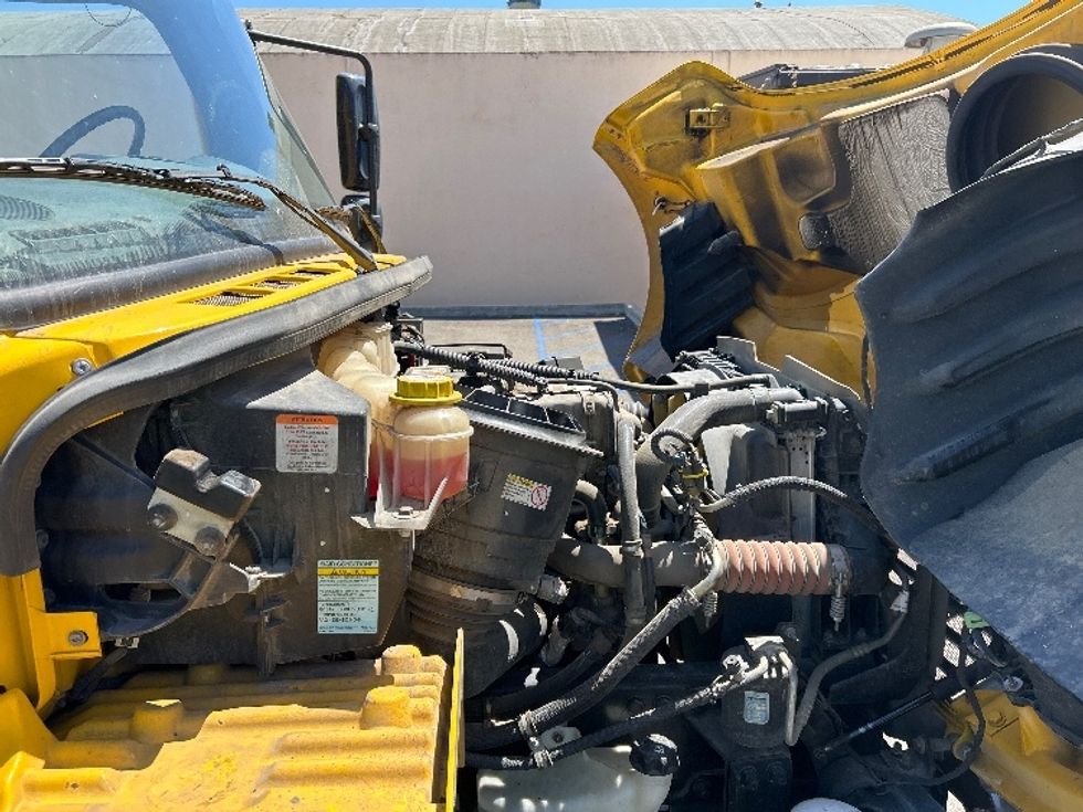 Flatbed Truck-Light and Medium Duty Trucks-Freightliner-2020-M2-Fresno-CA-105,402\n\t\tmiles-$ 52,250 - Image 20