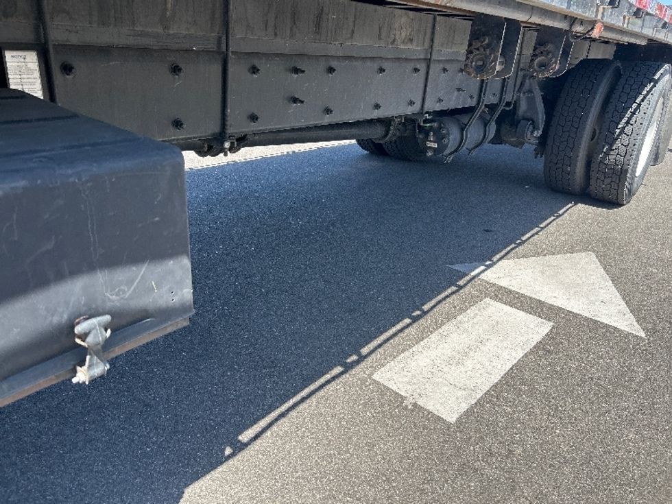 Flatbed Truck-Light and Medium Duty Trucks-Freightliner-2020-M2-Fresno-CA-105,402\n\t\tmiles-$ 52,250 - Image 5