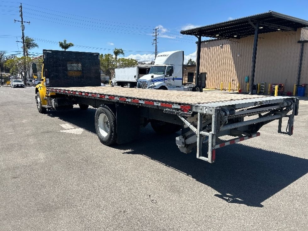 Flatbed Truck-Light and Medium Duty Trucks-Freightliner-2020-M2-Fresno-CA-105,402\n\t\tmiles-$ 52,250 - Image 6