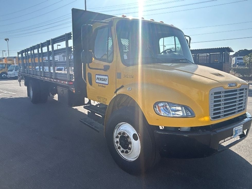 Flatbed Truck-Light and Medium Duty Trucks-Freightliner-2020-M2-Fresno-CA-106,548\n\t\tmiles-$ 58,500 - Image 1