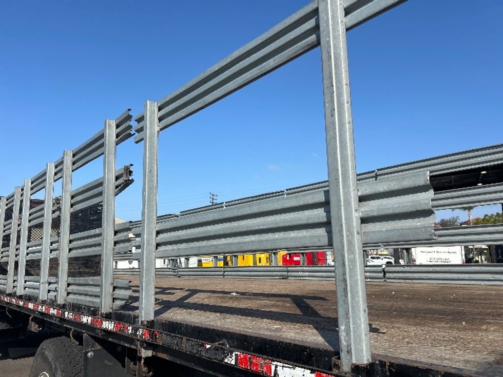 Flatbed Truck-Light and Medium Duty Trucks-Freightliner-2020-M2-Fresno-CA-106,548\n\t\tmiles-$ 58,500 - Image 26