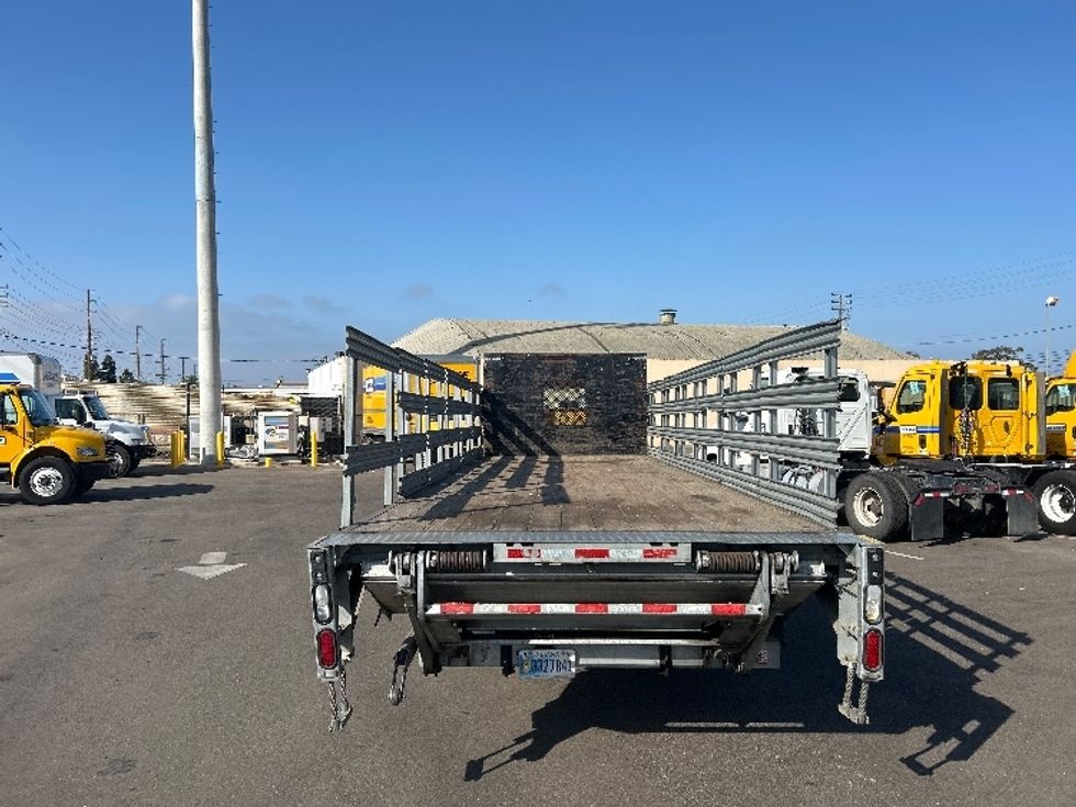 Flatbed Truck-Light and Medium Duty Trucks-Freightliner-2020-M2-Fresno-CA-106,548\n\t\tmiles-$ 58,500 - Image 7
