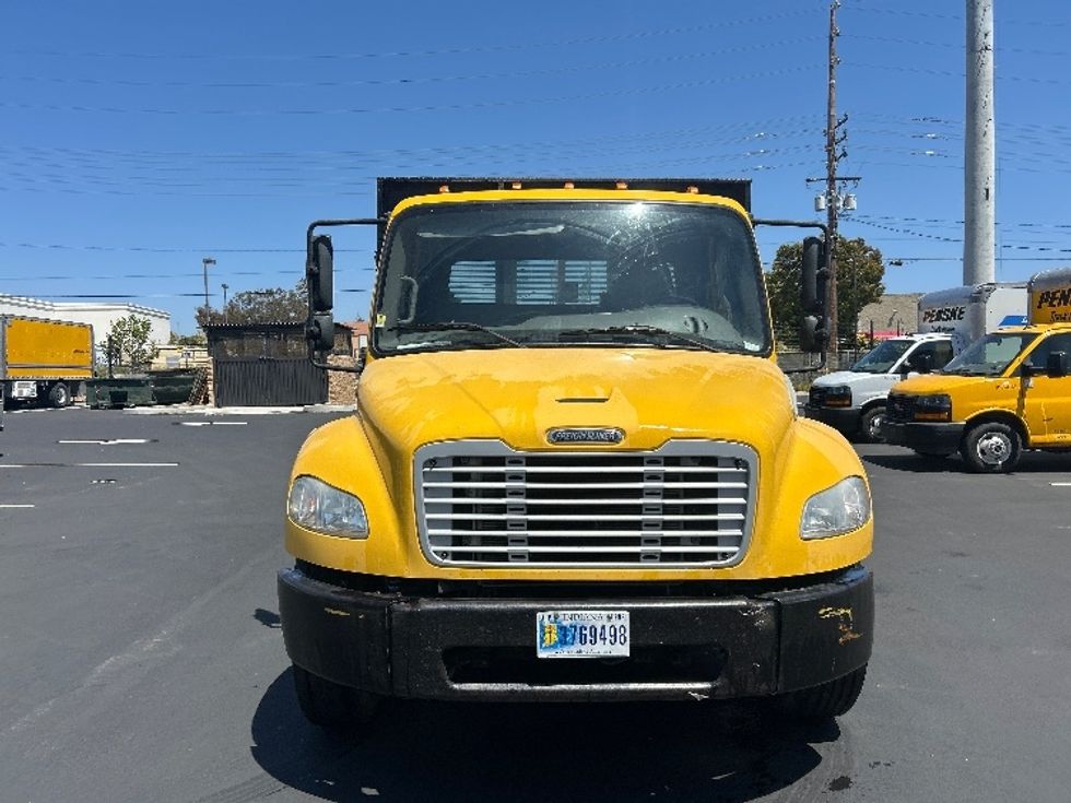 Flatbed Truck-Light and Medium Duty Trucks-Freightliner-2020-M2-Fresno-CA-113,235\n\t\tmiles-$ 57,750 - Image 2