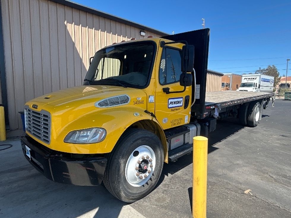 Flatbed Truck-Light and Medium Duty Trucks-Freightliner-2020-M2-Fresno-CA-117,509\n\t\tmiles-$ 49,500 - Image 3