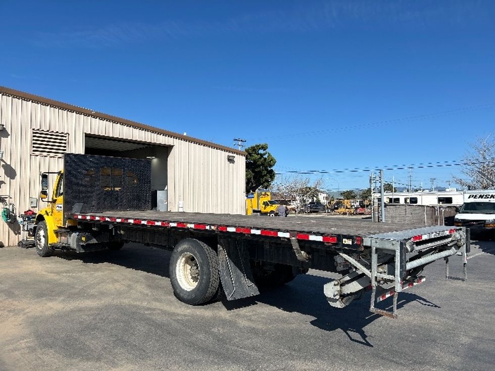 Flatbed Truck-Light and Medium Duty Trucks-Freightliner-2020-M2-Fresno-CA-136,206\n\t\tmiles-$ 47,000 - Image 6