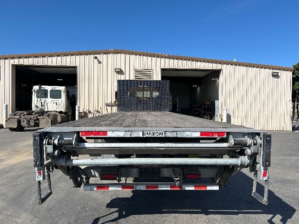 Flatbed Truck-Light and Medium Duty Trucks-Freightliner-2020-M2-Fresno-CA-136,206\n\t\tmiles-$ 47,000 - Image 7