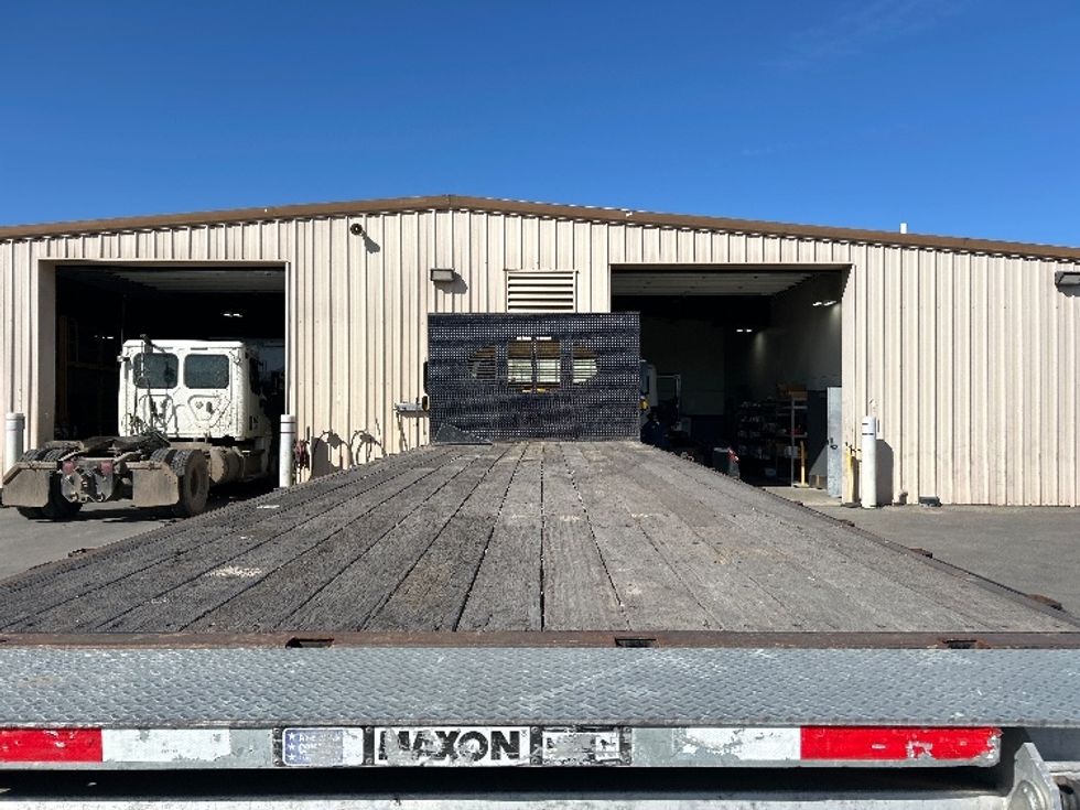 Flatbed Truck-Light and Medium Duty Trucks-Freightliner-2020-M2-Fresno-CA-136,206\n\t\tmiles-$ 47,000 - Image 9