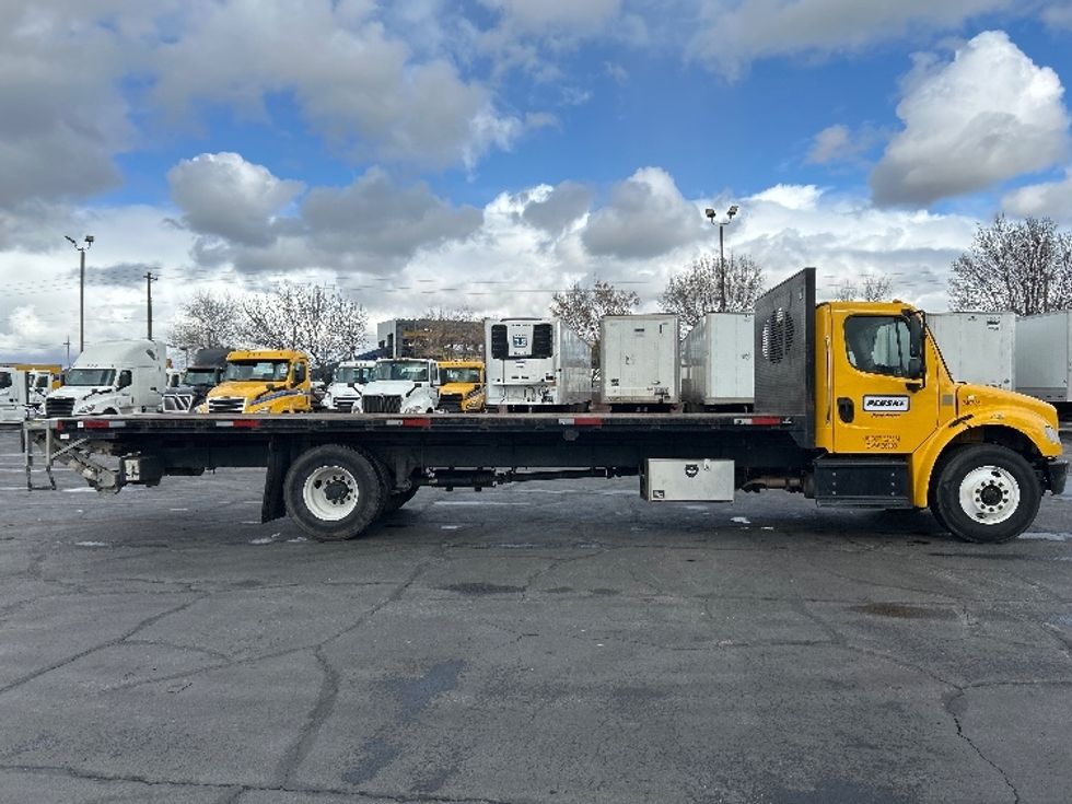 Flatbed Truck-Light and Medium Duty Trucks-Freightliner-2020-M2-Fresno-CA-146,103\n\t\tmiles-$ 45,750 - Image 15