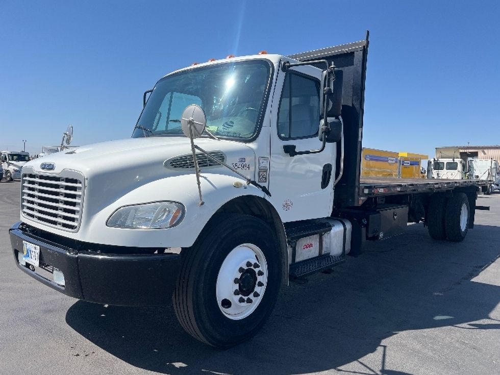 Flatbed Truck-Light and Medium Duty Trucks-Freightliner-2020-M2-Fresno-CA-254,991\n\t\tmiles-$ 43,750 - Image 3