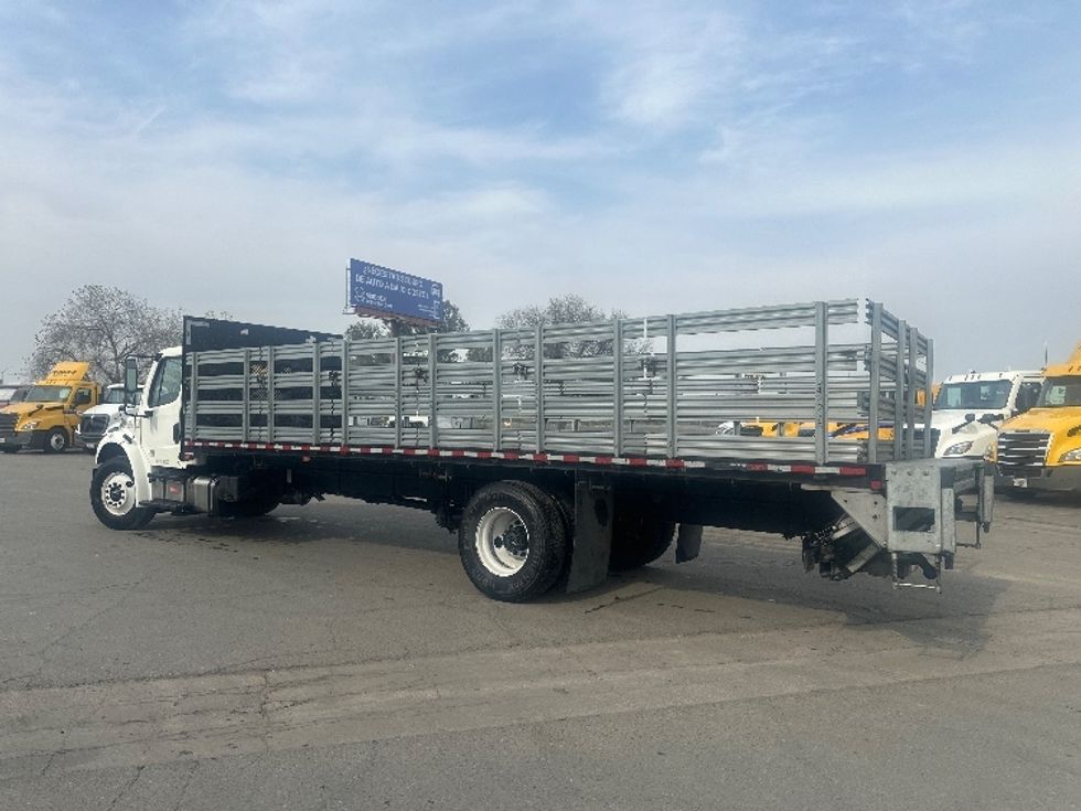 Flatbed Truck-Light and Medium Duty Trucks-Freightliner-2020-M2-Fresno-CA-68,000\n\t\tmiles-$ 63,750 - Image 6