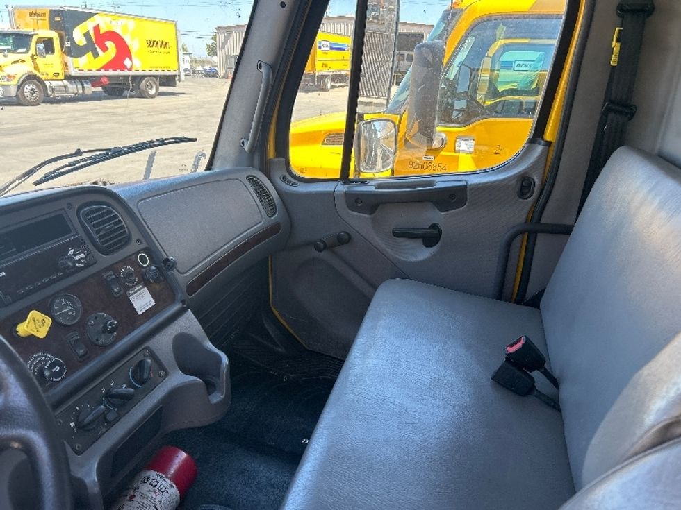 Flatbed Truck-Light and Medium Duty Trucks-Freightliner-2020-M2-Fresno-CA-77,755\n\t\tmiles-$ 60,500 - Image 14