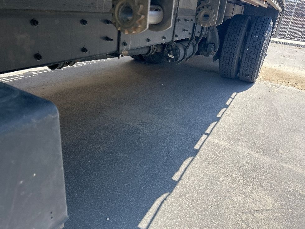 Flatbed Truck-Light and Medium Duty Trucks-Freightliner-2020-M2-Fresno-CA-77,755\n\t\tmiles-$ 60,500 - Image 4