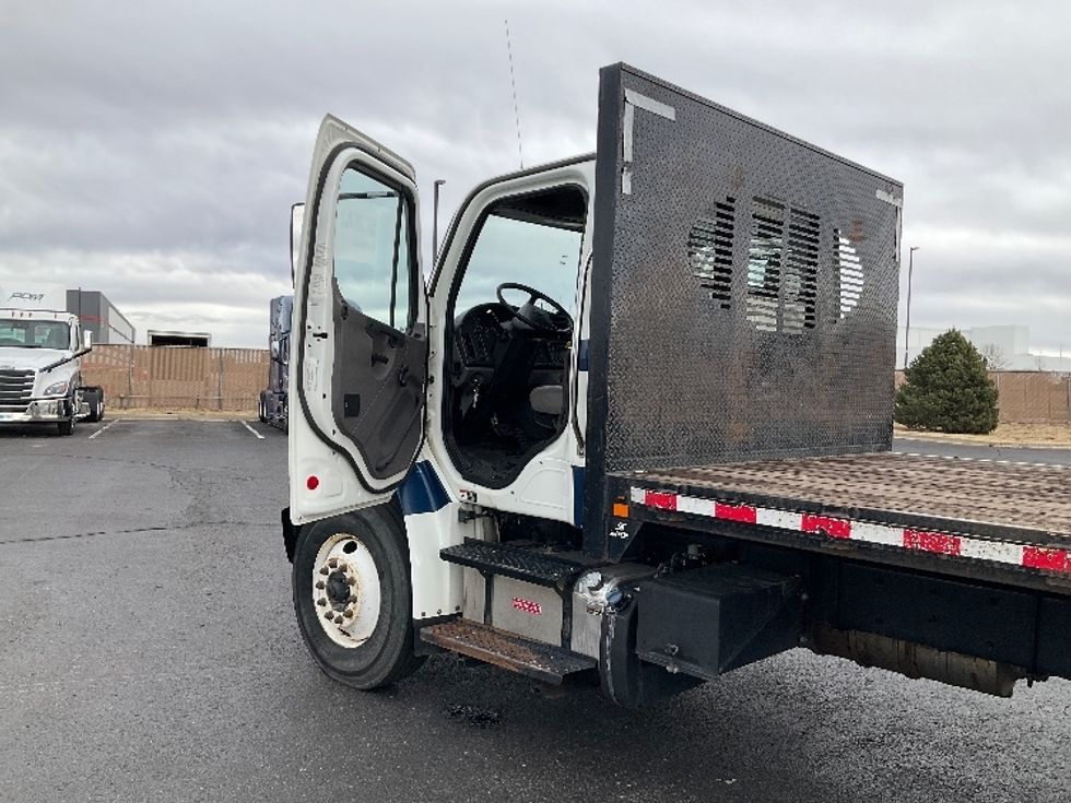 Flatbed Truck-Light and Medium Duty Trucks-Freightliner-2020-M2-Greeley-CO-135,905\n\t\tmiles-$ 71,000 - Image 16