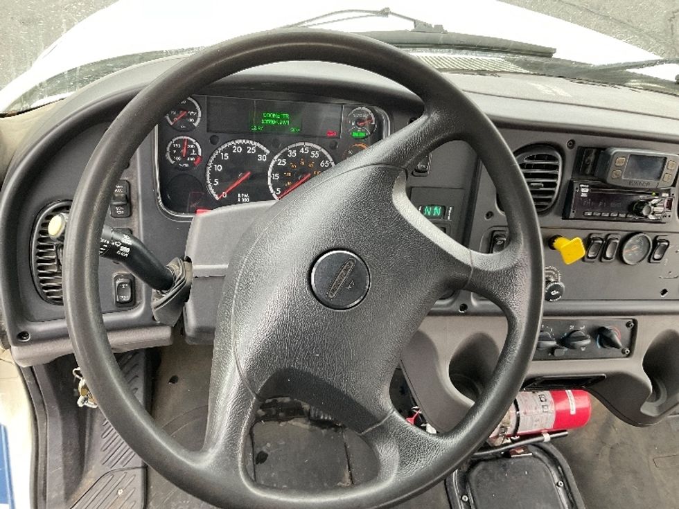 Flatbed Truck-Light and Medium Duty Trucks-Freightliner-2020-M2-Greeley-CO-135,905\n\t\tmiles-$ 71,000 - Image 17