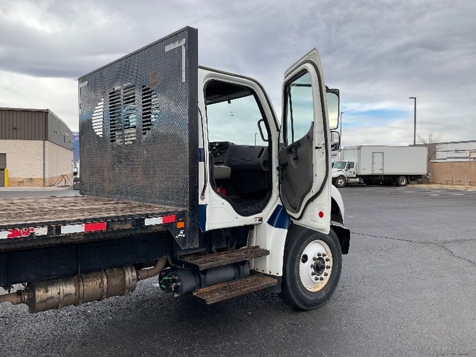 Flatbed Truck-Light and Medium Duty Trucks-Freightliner-2020-M2-Greeley-CO-135,905\n\t\tmiles-$ 71,000 - Image 20