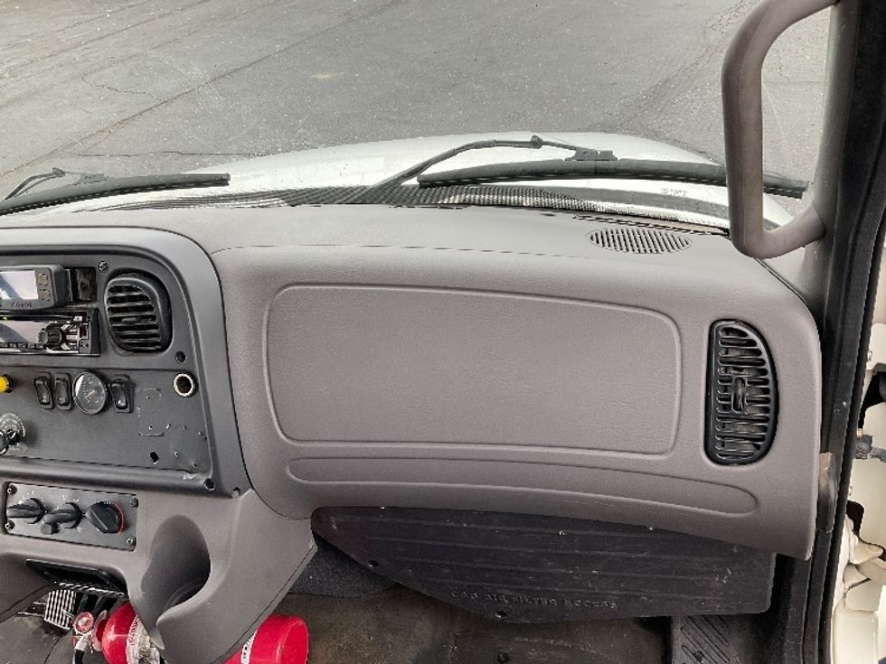 Flatbed Truck-Light and Medium Duty Trucks-Freightliner-2020-M2-Greeley-CO-135,905\n\t\tmiles-$ 71,000 - Image 21