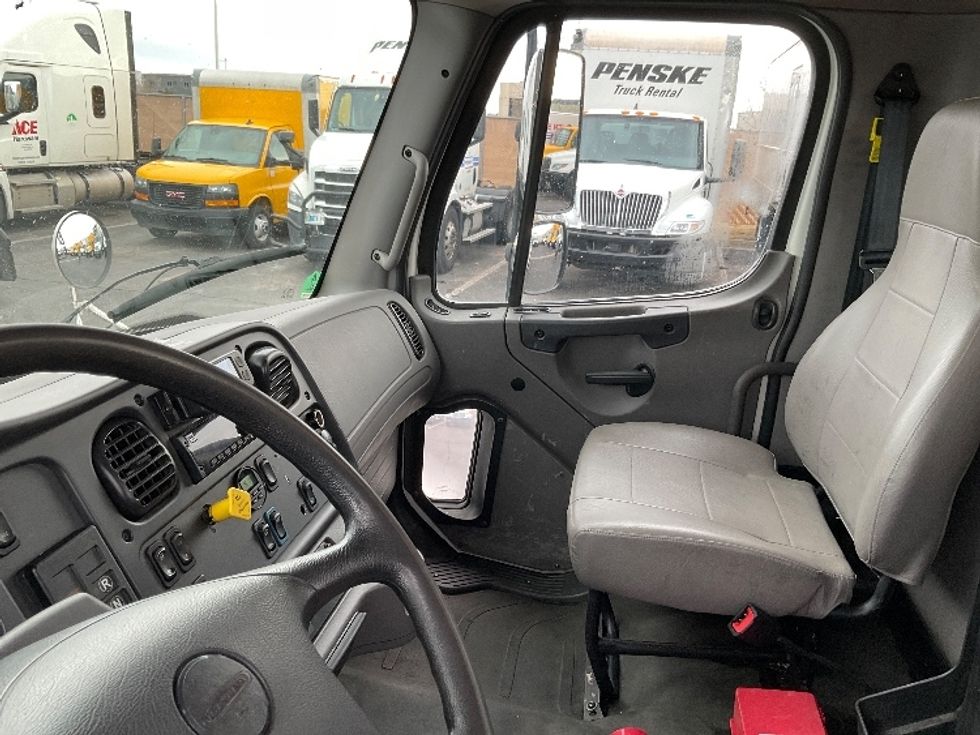 Flatbed Truck-Light and Medium Duty Trucks-Freightliner-2020-M2-Greeley-CO-92,876\n\t\tmiles-$ 49,000 - Image 18