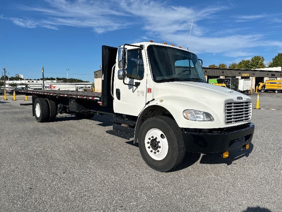 2020 Freightliner M2 Flatbed Truck