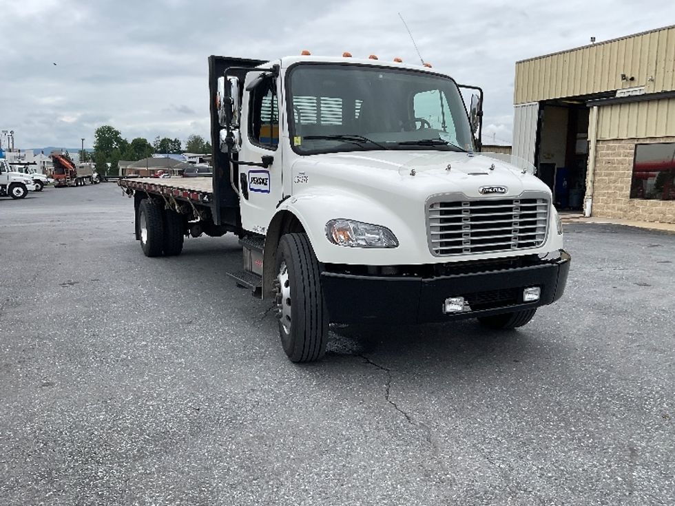Flatbed Truck-Light and Medium Duty Trucks-Freightliner-2020-M2-Harrisburg-PA-225,426\n\t\tmiles-$ 34,750 - Image 1