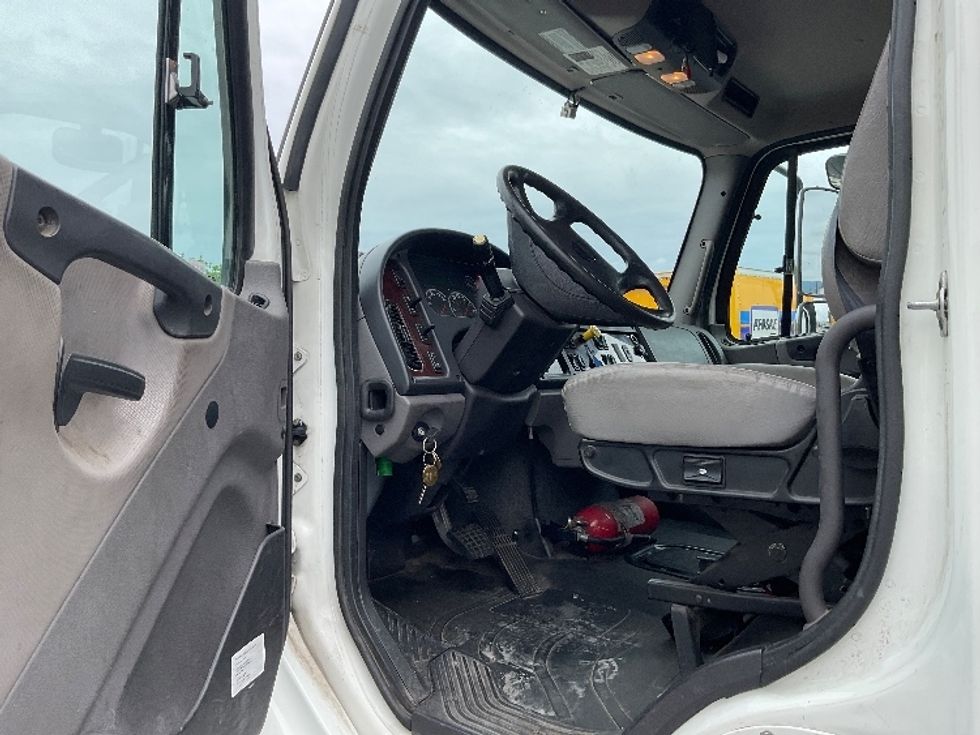 Flatbed Truck-Light and Medium Duty Trucks-Freightliner-2020-M2-Harrisburg-PA-225,426\n\t\tmiles-$ 34,750 - Image 12