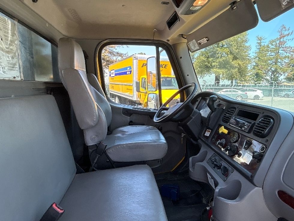 Flatbed Truck-Light and Medium Duty Trucks-Freightliner-2020-M2-Hayward-CA-72,855\n\t\tmiles-$ 65,250 - Image 20