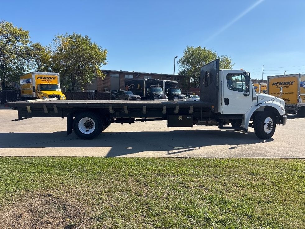 Flatbed Truck-Light and Medium Duty Trucks-Freightliner-2020-M2-Houston-TX-205,409\n\t\tmiles-$ 40,250 - Image 12