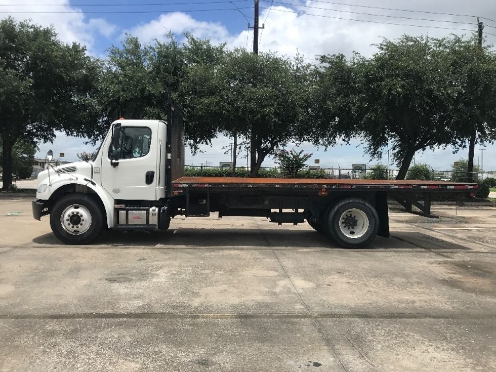 Flatbed Truck-Light and Medium Duty Trucks-Freightliner-2020-M2-Houston-TX-229,003\n\t\tmiles-$ 48,250 - Image 4