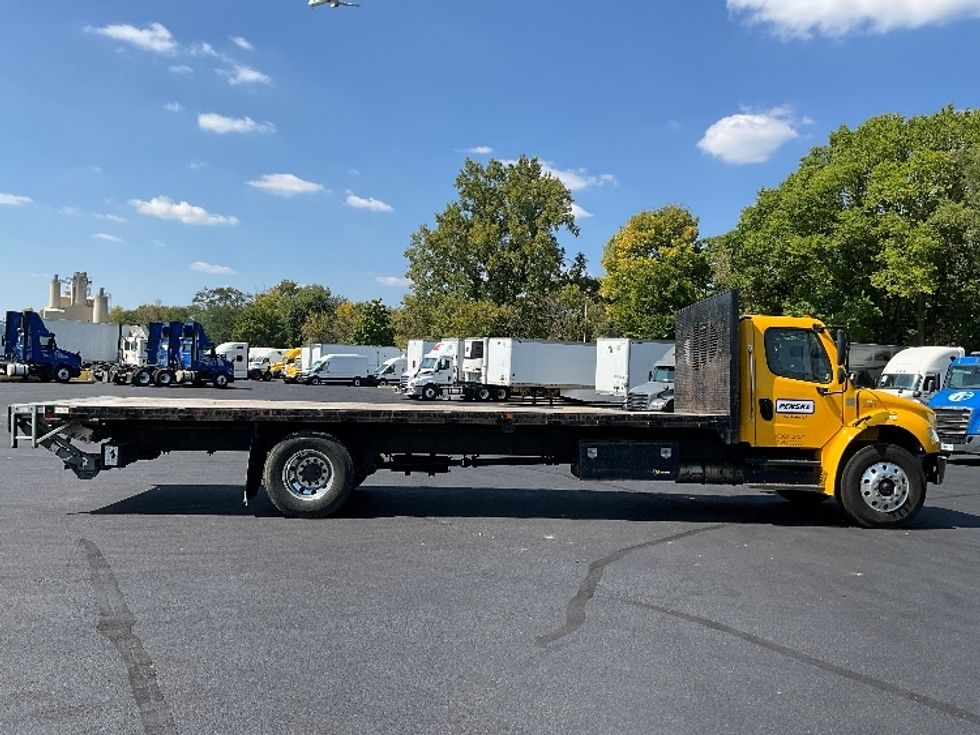 Flatbed Truck-Light and Medium Duty Trucks-Freightliner-2020-M2-Indianapolis-IN-162,232\n\t\tmiles-$ 44,250 - Image 15