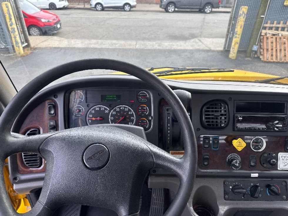 Flatbed Truck-Light and Medium Duty Trucks-Freightliner-2020-M2-Jamaica-NY-153,432\n\t\tmiles-$ 46,000 - Image 17