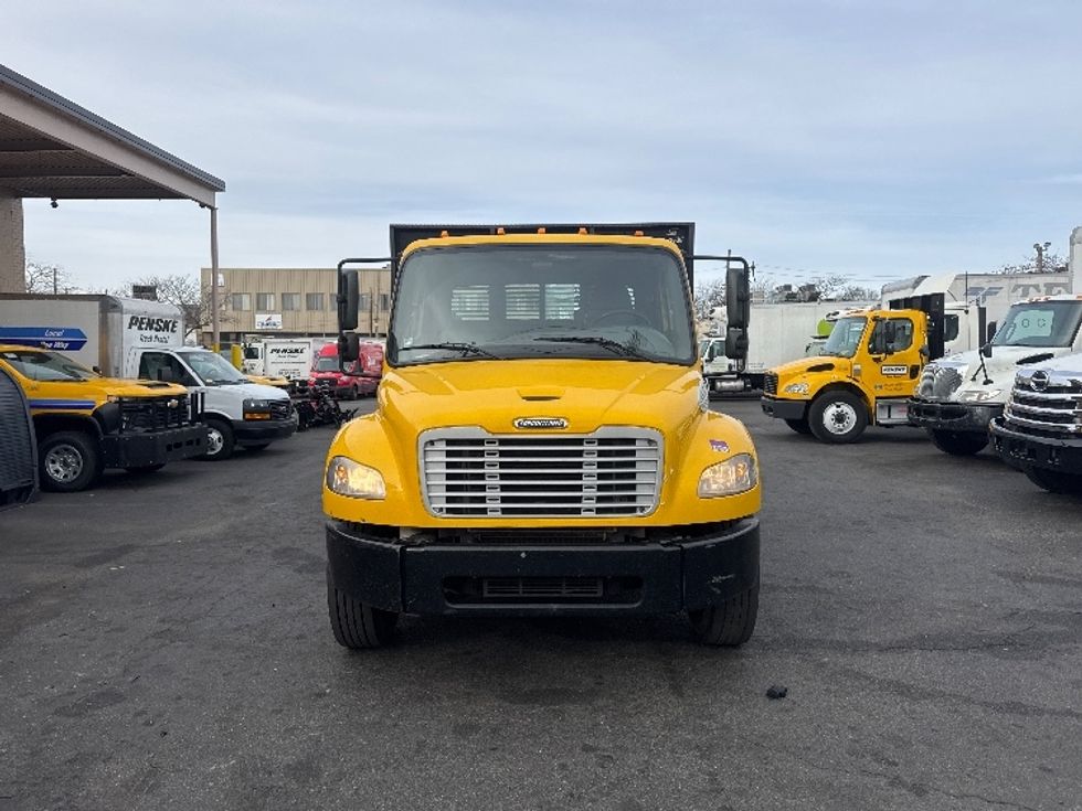 Flatbed Truck-Light and Medium Duty Trucks-Freightliner-2020-M2-Jamaica-NY-153,432\n\t\tmiles-$ 46,000 - Image 2