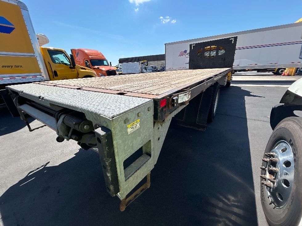 Flatbed Truck-Light and Medium Duty Trucks-Freightliner-2020-M2-Jessup-MD-147,201\n\t\tmiles-$ 44,750 - Image 12