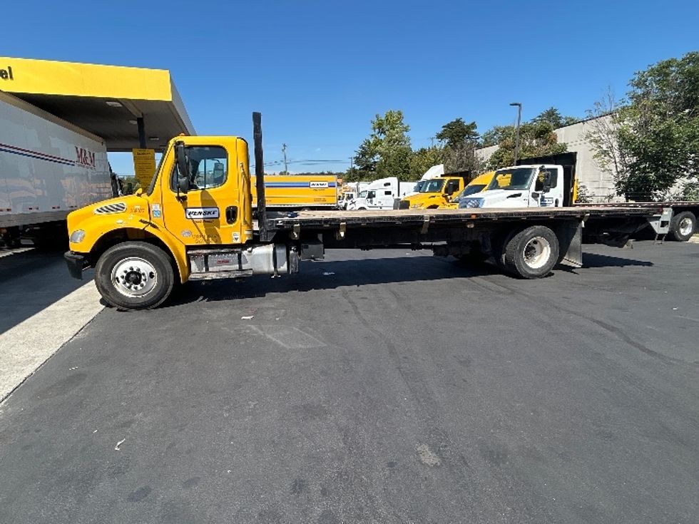 Flatbed Truck-Light and Medium Duty Trucks-Freightliner-2020-M2-Jessup-MD-147,201\n\t\tmiles-$ 44,750 - Image 4