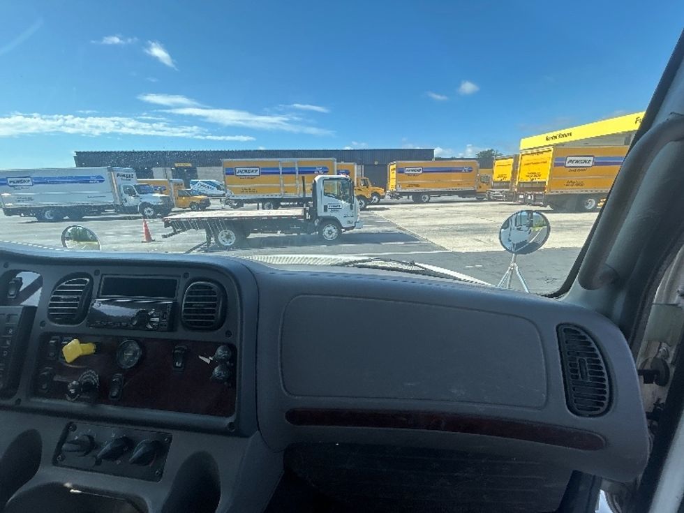 Flatbed Truck-Light and Medium Duty Trucks-Freightliner-2020-M2-Jessup-MD-257,644\n\t\tmiles-$ 29,250 - Image 17
