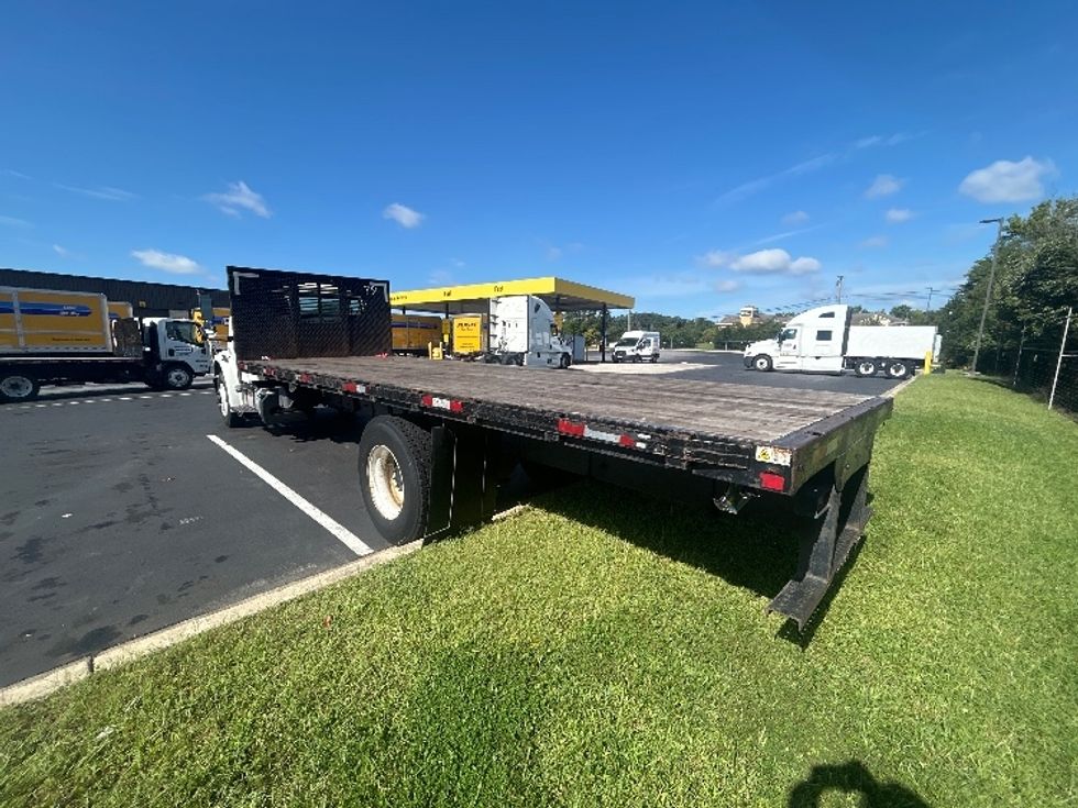 Flatbed Truck-Light and Medium Duty Trucks-Freightliner-2020-M2-Jessup-MD-257,644\n\t\tmiles-$ 29,250 - Image 6