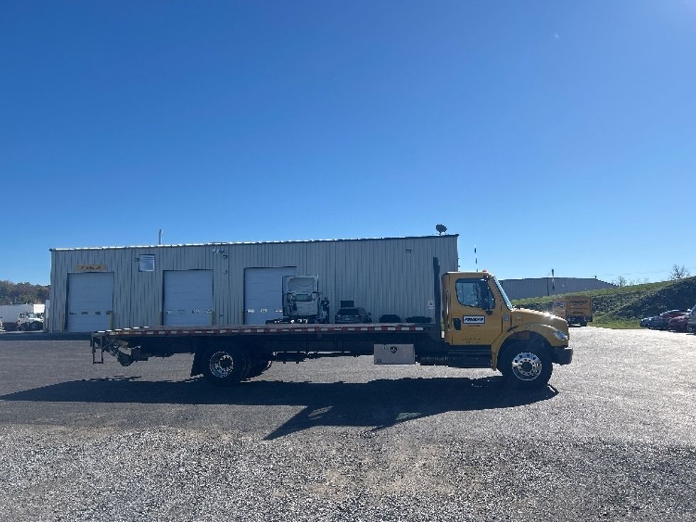 Flatbed Truck-Light and Medium Duty Trucks-Freightliner-2020-M2-Jessup-PA-149,921\n\t\tmiles-$ 44,000 - Image 13