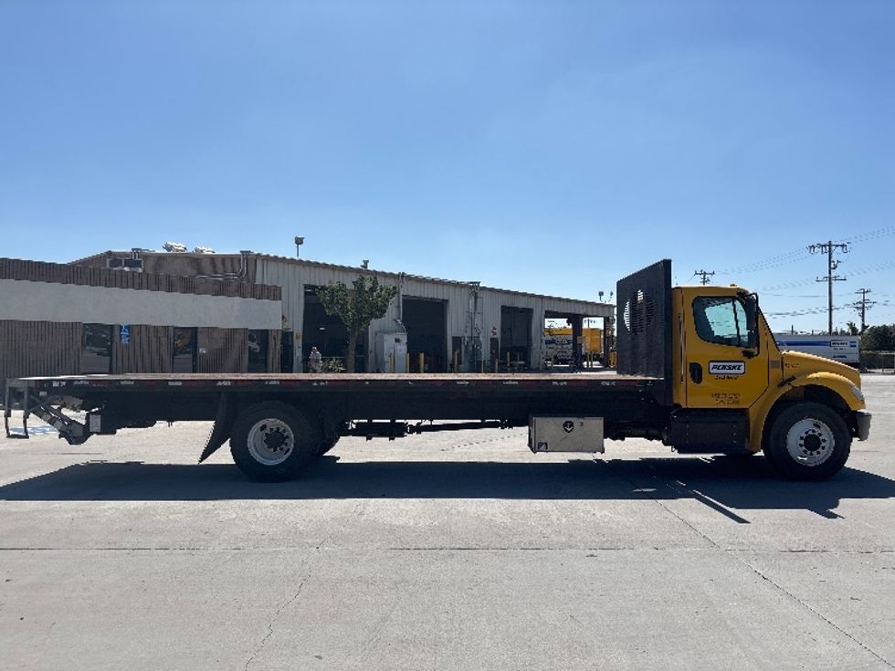Flatbed Truck-Light and Medium Duty Trucks-Freightliner-2020-M2-Jurupa Valley-CA-141,550\n\t\tmiles-$ 51,500 - Image 15