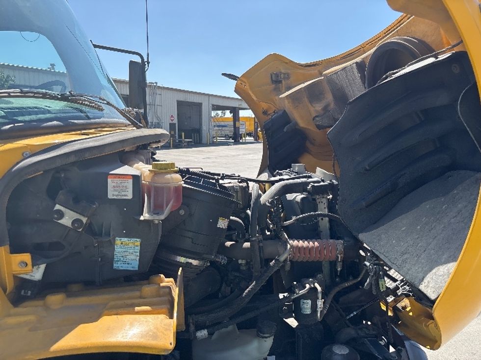 Flatbed Truck-Light and Medium Duty Trucks-Freightliner-2020-M2-Jurupa Valley-CA-141,550\n\t\tmiles-$ 51,500 - Image 23